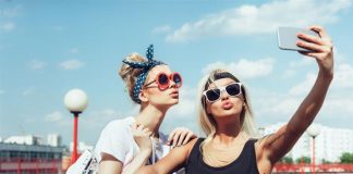 10 Ways Your Friends Know You Better Than You Know Yourself, likelovequotes.com ,Like Love Quotes