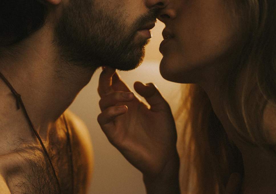 6 Signs to Prove That You Have The Best Boyfriend